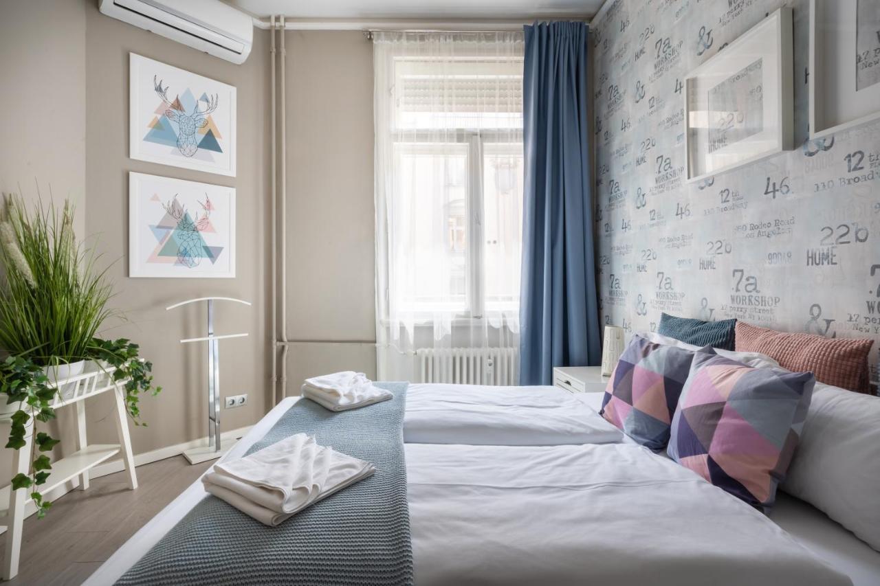 Bpr Chic Gem In The Heart Of The City Budapest Exterior photo