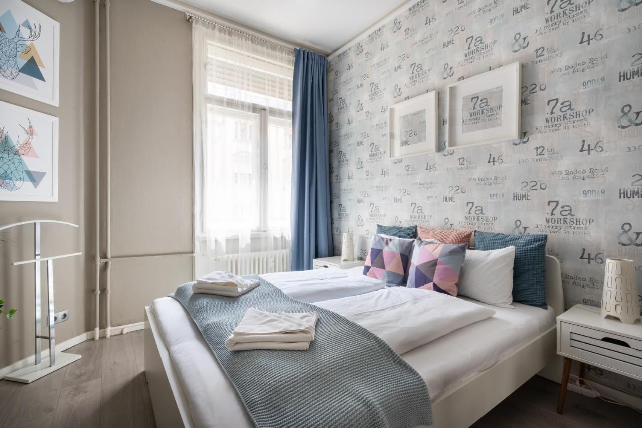 Bpr Chic Gem In The Heart Of The City Budapest Exterior photo